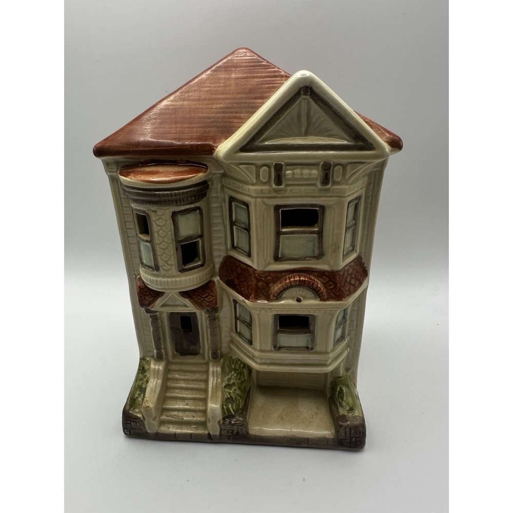 Beacon Hill Victorian House Ceramic Music Box - Left My Heart in San Francisco